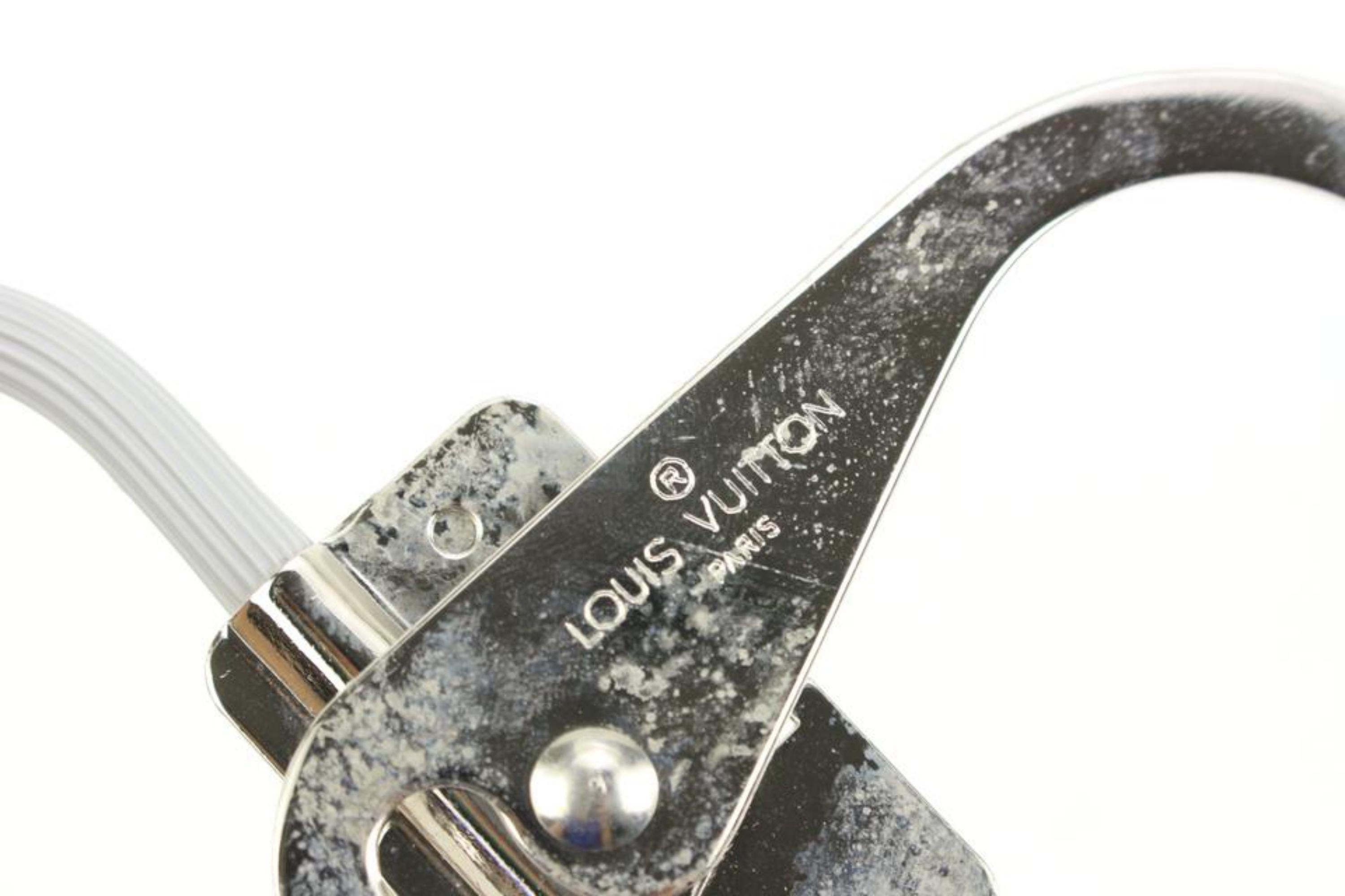 Louis Vuitton Grey x Silver Retractable Hanger 48lv51 For Sale 6