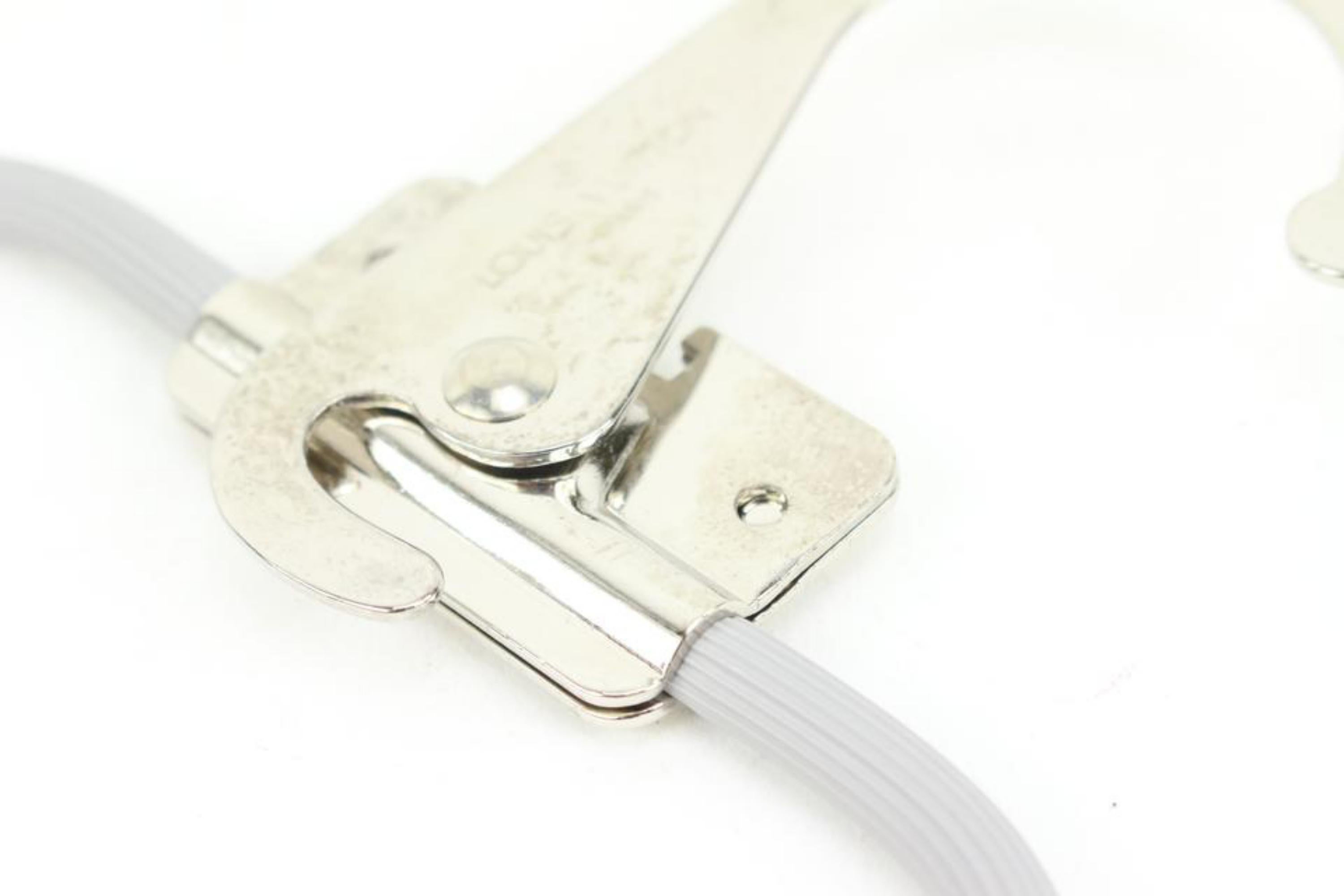 Louis Vuitton Grey x Silver Retractable Hanger 48lv51
Measurements: Length:  16.5