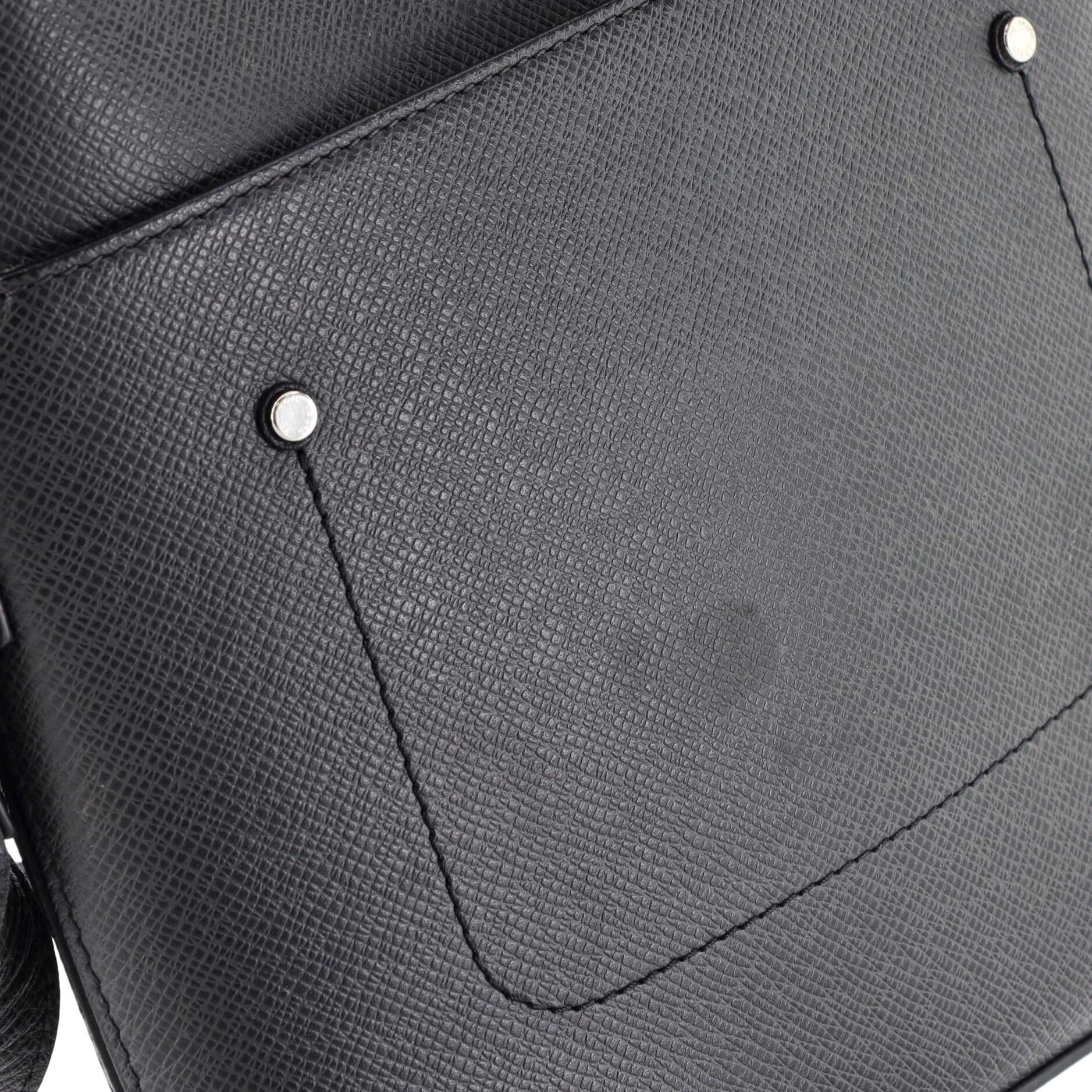 Louis Vuitton Grigori Pochette Taiga Leather 2