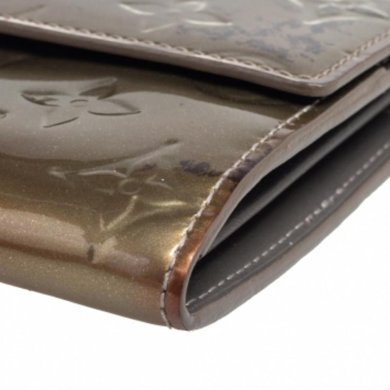 Louis Vuitton Portafoglio Gris Art Deco Monogram Vernis Sarah in vendita 2