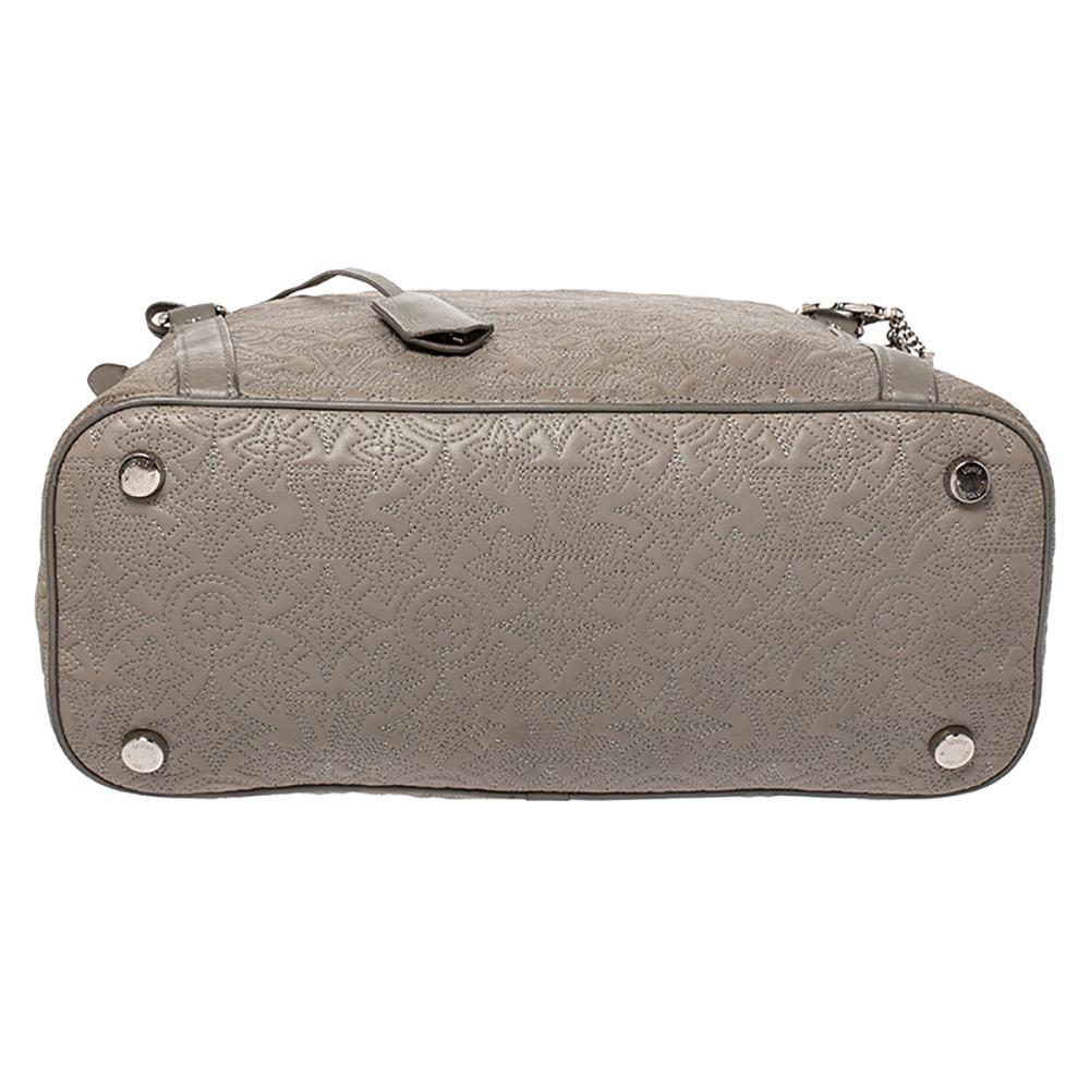 Women's Louis Vuitton Gris Clair Monogram Antheia Ixia PM Bag