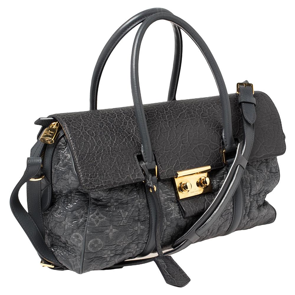 Louis Vuitton Gris Monogram and Leather Limited Edition Volupte Psyche Bag In Good Condition In Dubai, Al Qouz 2