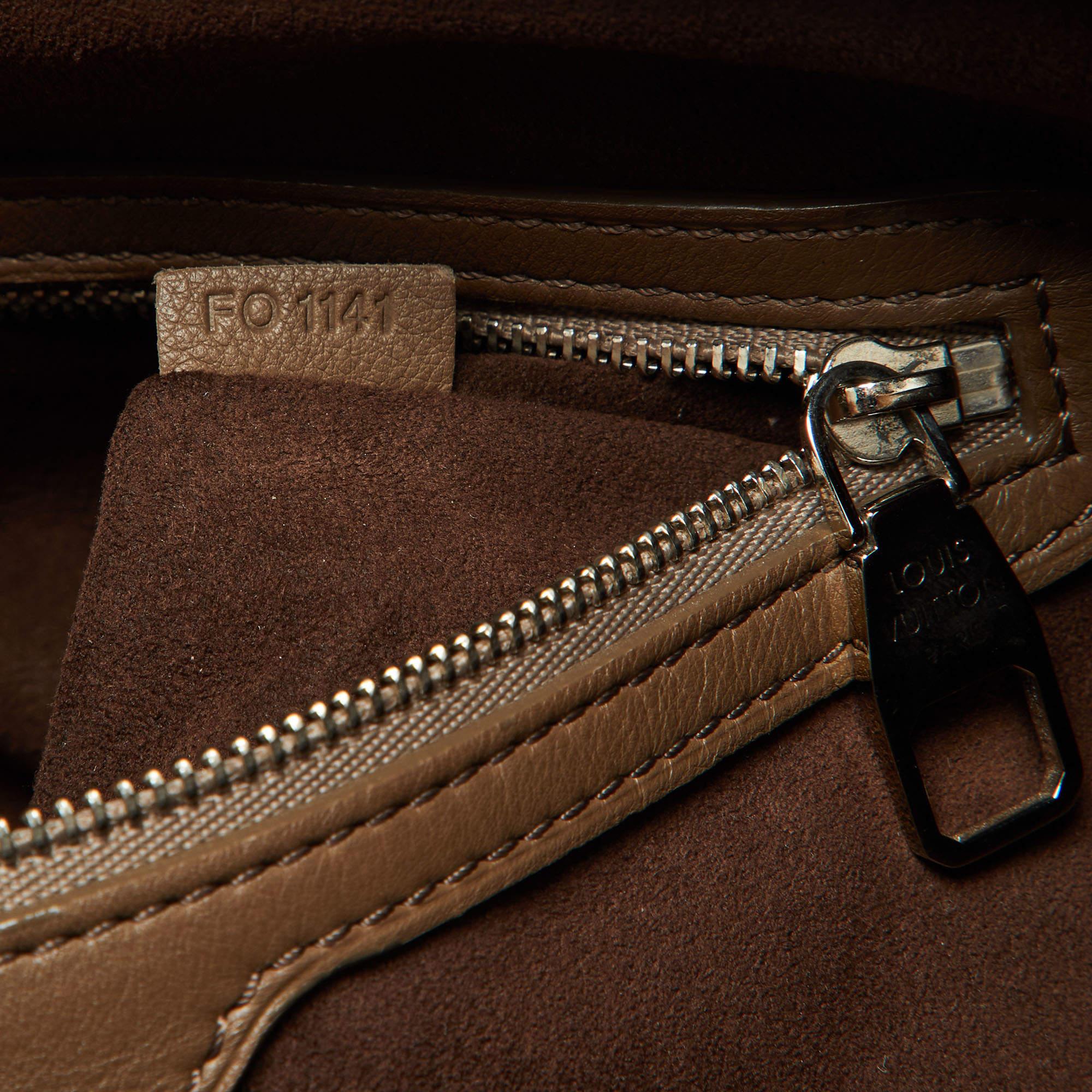 Louis Vuitton Gris Pearl Monogram Antheia Leather Ixia MM Bag For Sale 4