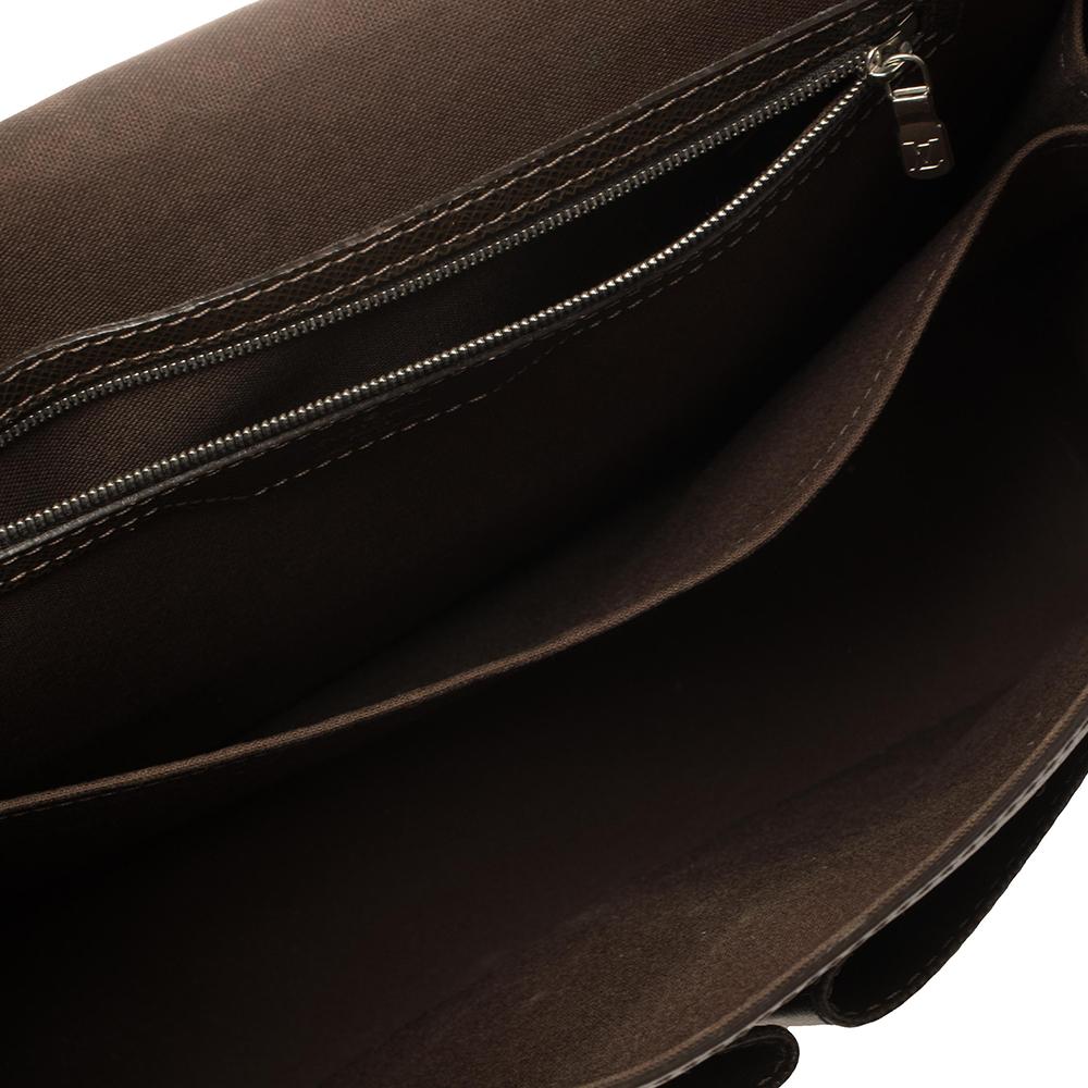 Louis Vuitton Grizzli Taiga Leather Alexei Messenger Bag 6