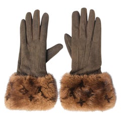 Louis Vuitton Brown Fur Gloves