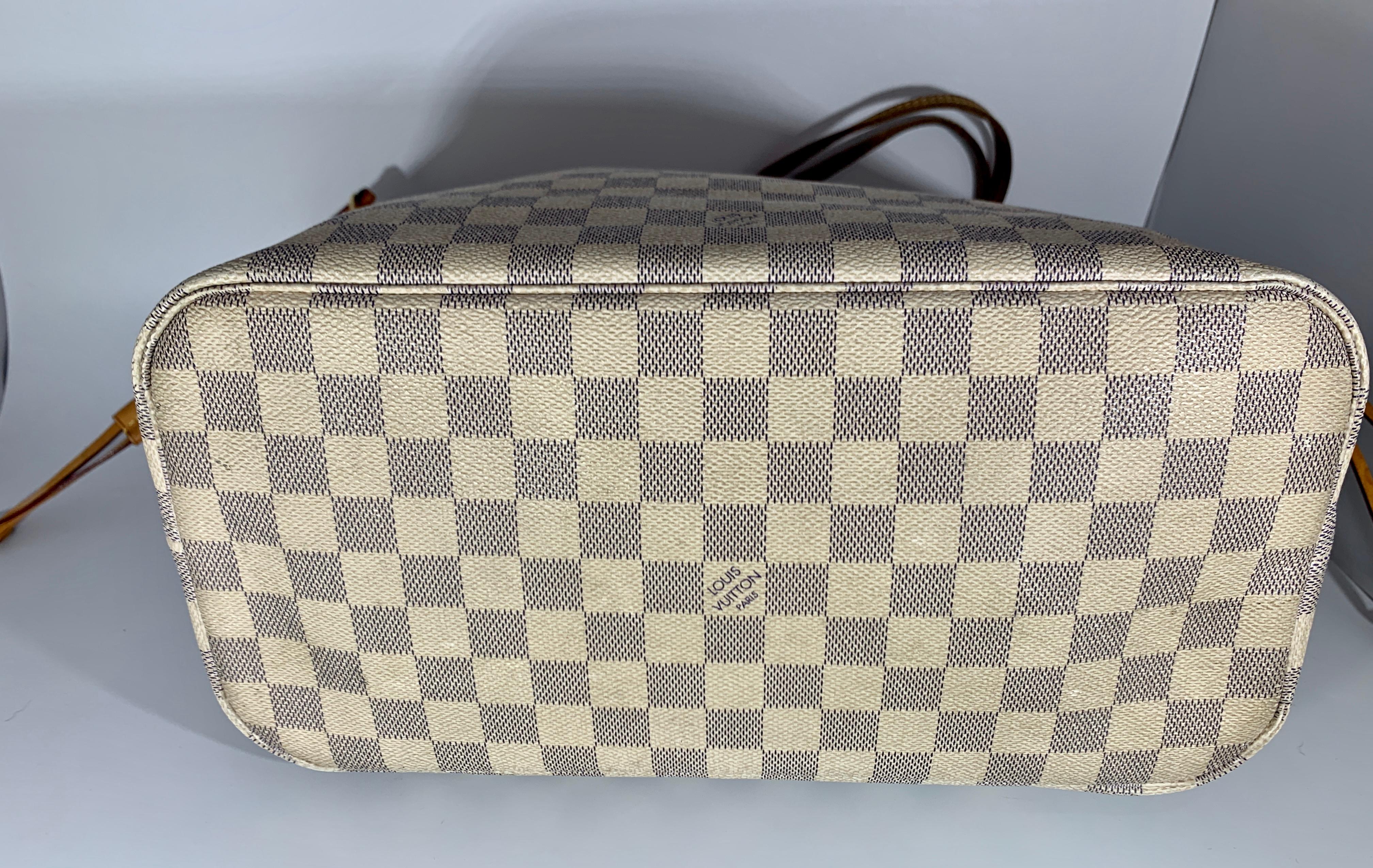 Women's Louis Vuitton Hand Bag Neverfull MM Tote Bag - Whites  Damier Azur SA 2151 