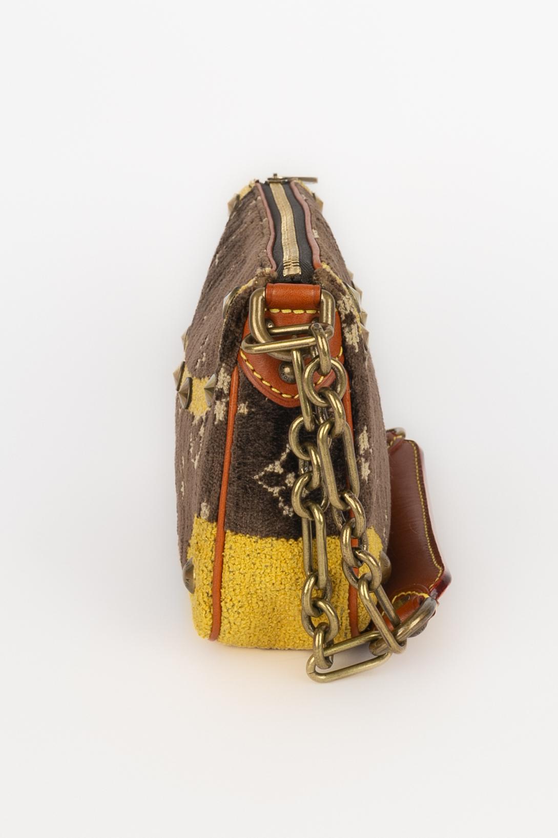 Femenino o masculino Trampantojo de bolso Louis Vuitton 2004 en venta