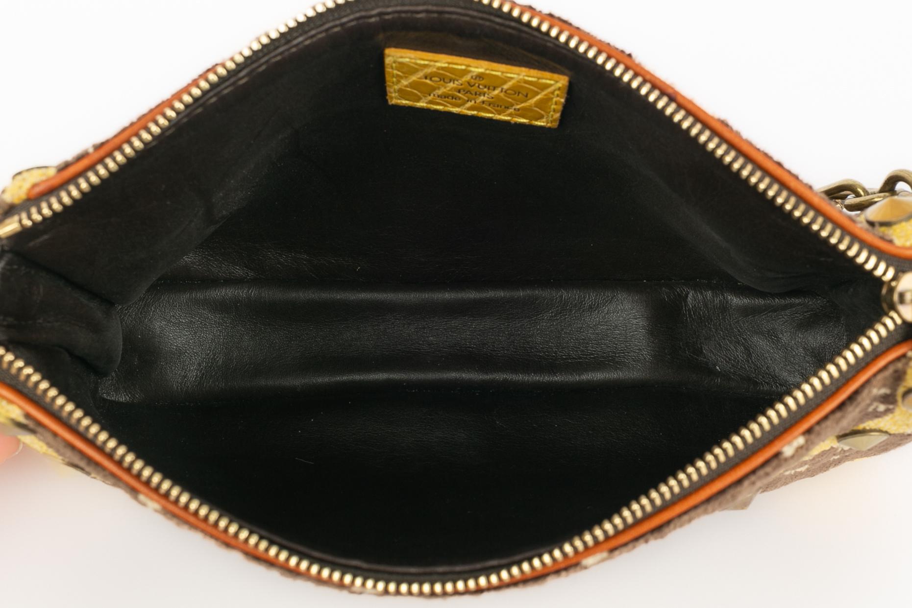Trampantojo de bolso Louis Vuitton 2004 en venta 4