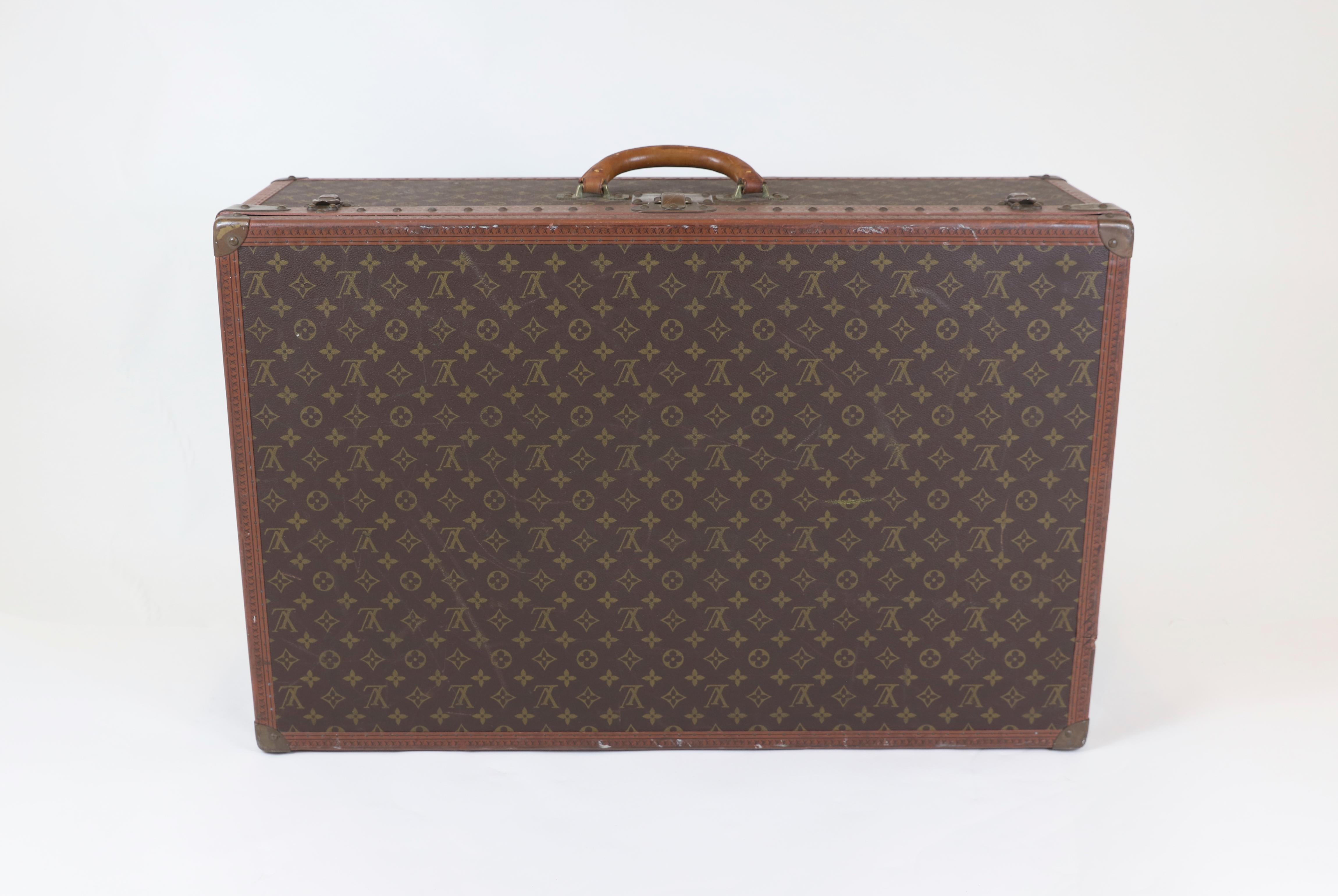 Women's or Men's Louis Vuitton Hard Case Alzer 80 Anglais Luggage