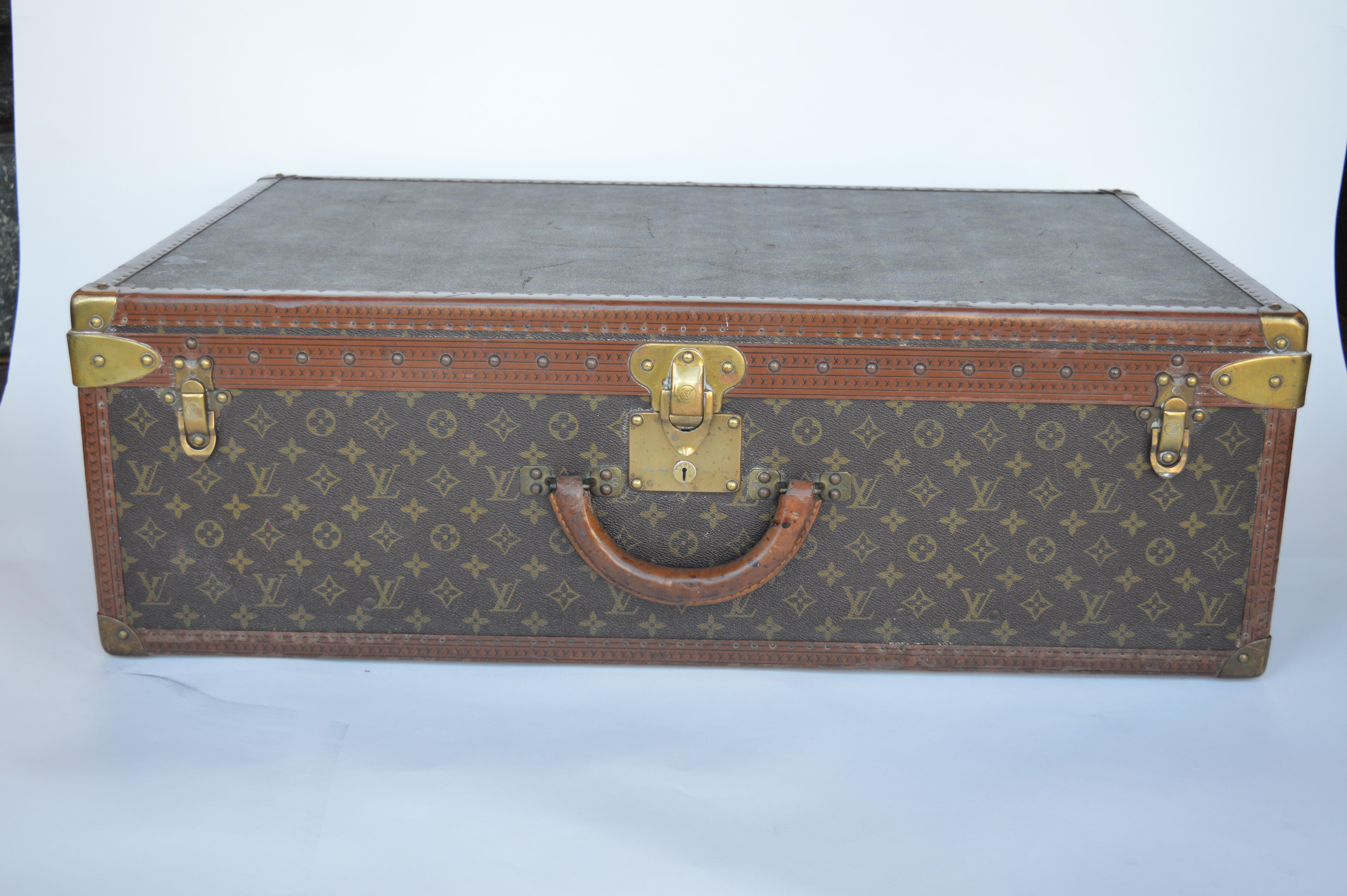 lv hard trunk