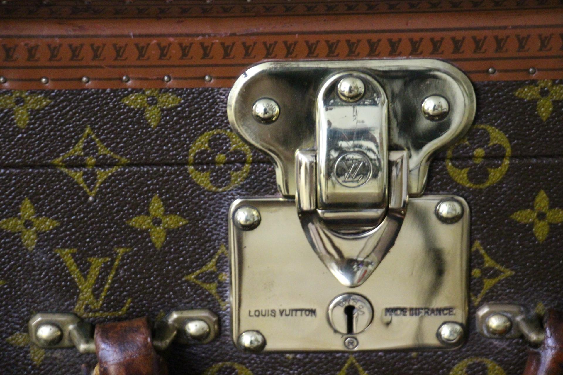 Malle à chapeau Louis Vuitton, Malle à vapeur Louis Vuitton, Malle à vapeur Louis Vuitton Bon état à Saint-ouen, FR