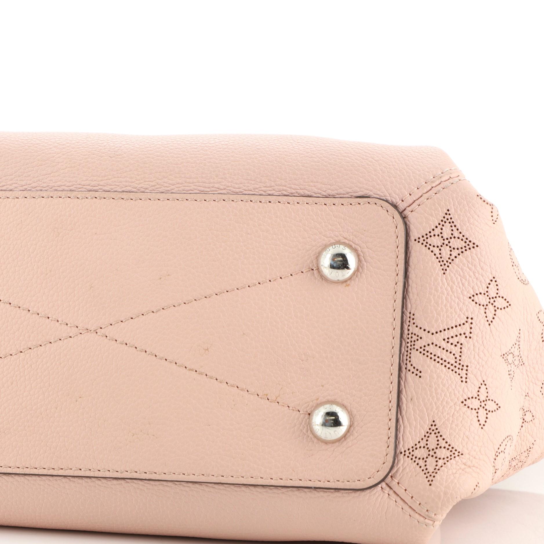 Louis Vuitton Haumea Handtasche Mahina Leder 1