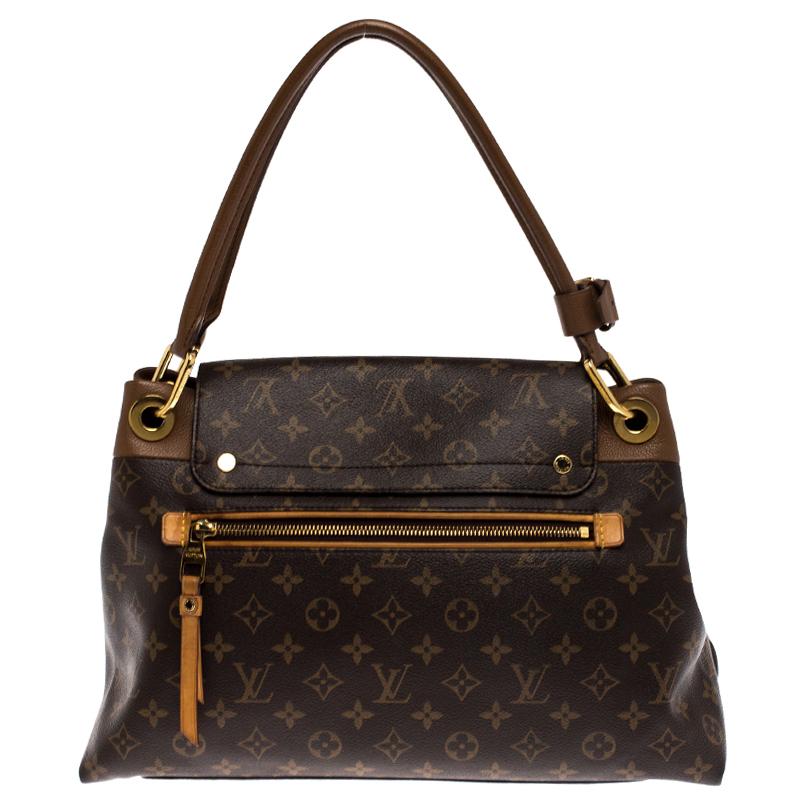 Picture yourself with this gorgeous bag and imagine how it'll not only complement all your outfits but fetch you endless compliments. This Louis Vuitton creation has been beautifully crafted from their signature Havane Monogram canvas and styled
