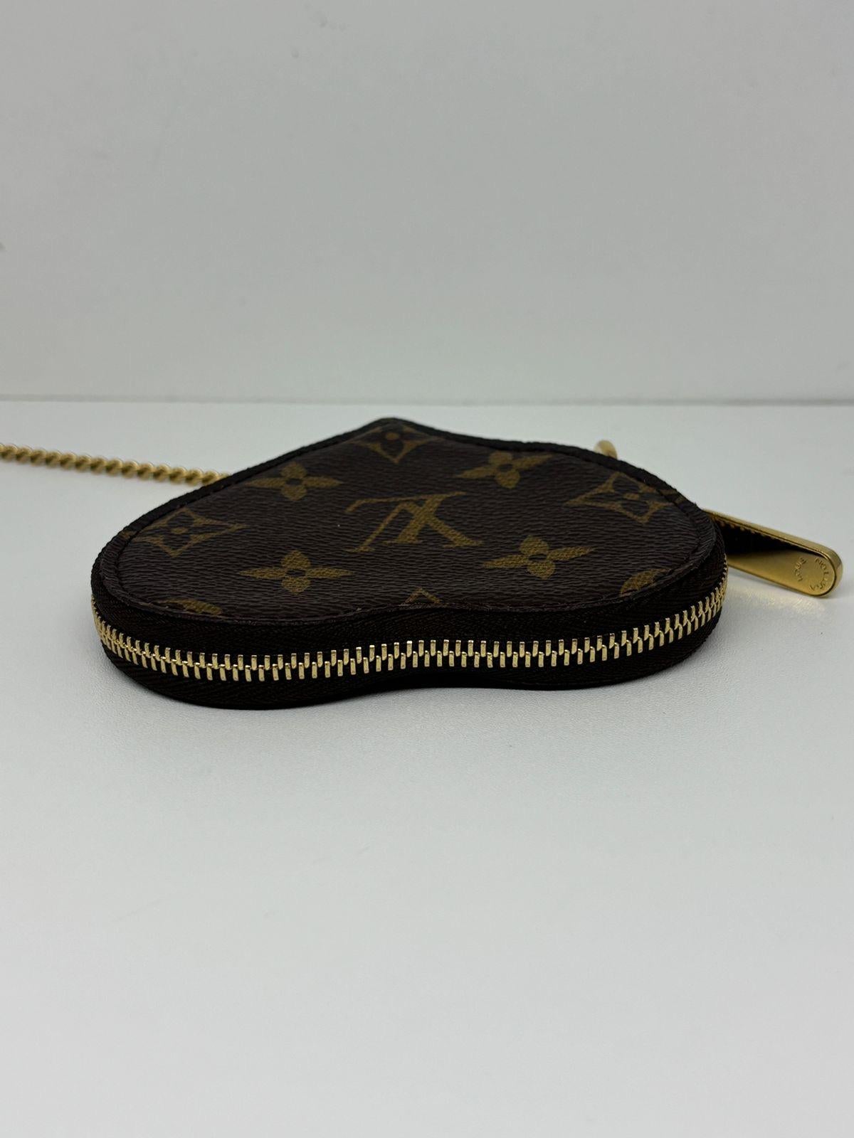 Louis Vuitton Heart-Shaped Monogram Leopard Coeur Coin Purse Charm im Angebot 7