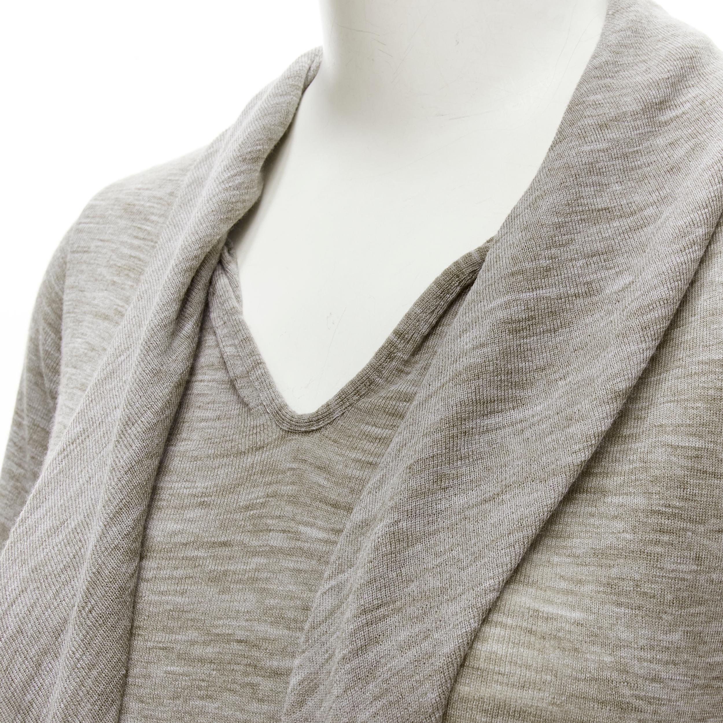 LOUIS VUITTON heather grey LVOE tassel charm scarf collar pullover top  S For Sale 3