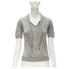 LOUIS VUITTON jersey LVOE gris brezo con detalle de borla y cuello de bufanda  S