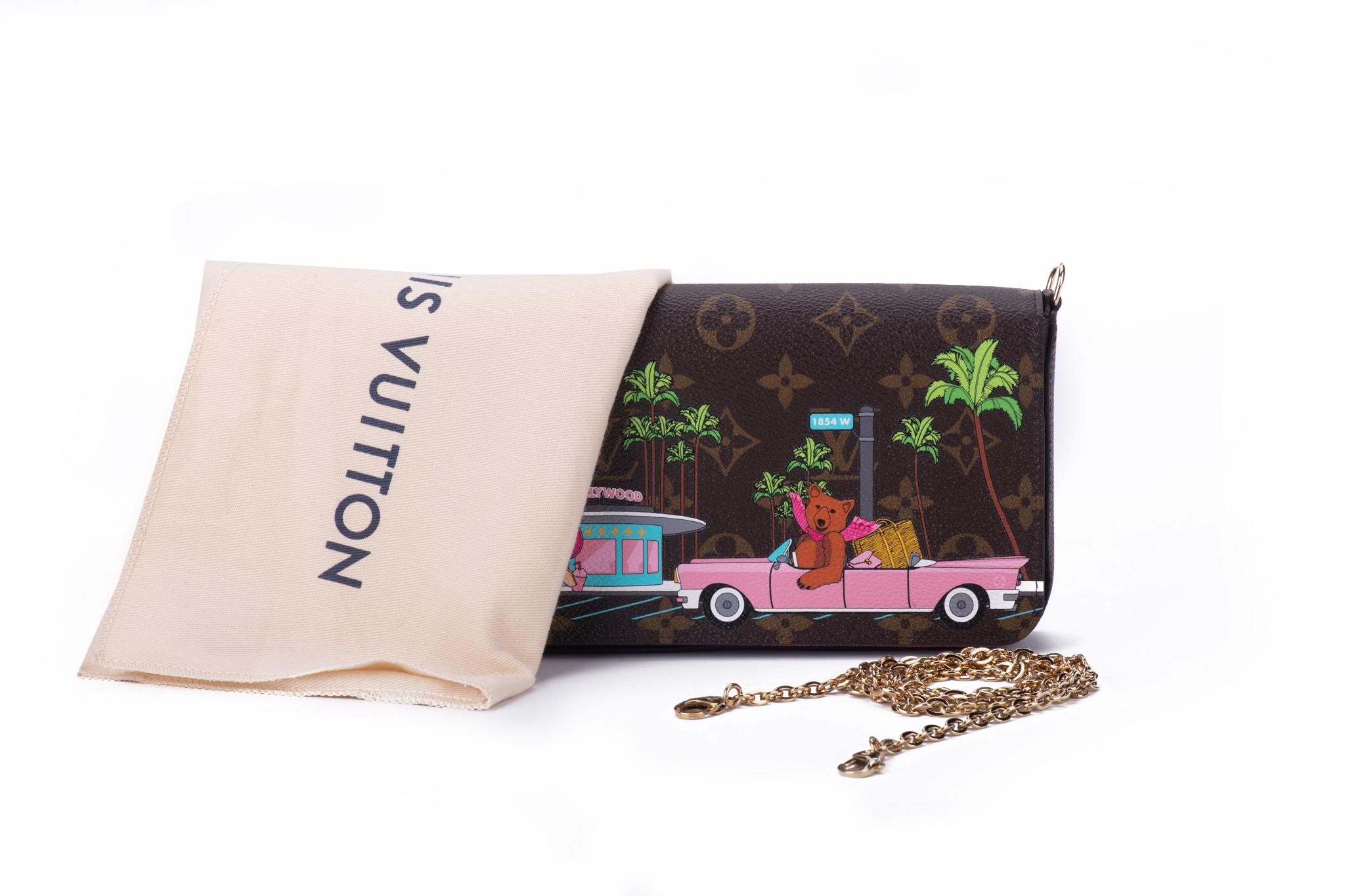 Louis Vuitton Brown and multicolor painted Coated Canvas Hollywood Limited Editio pochette with pink cotton lining. Inside a pink leather detachable credit card holder with 8 card slots and one compartment (L 7.5