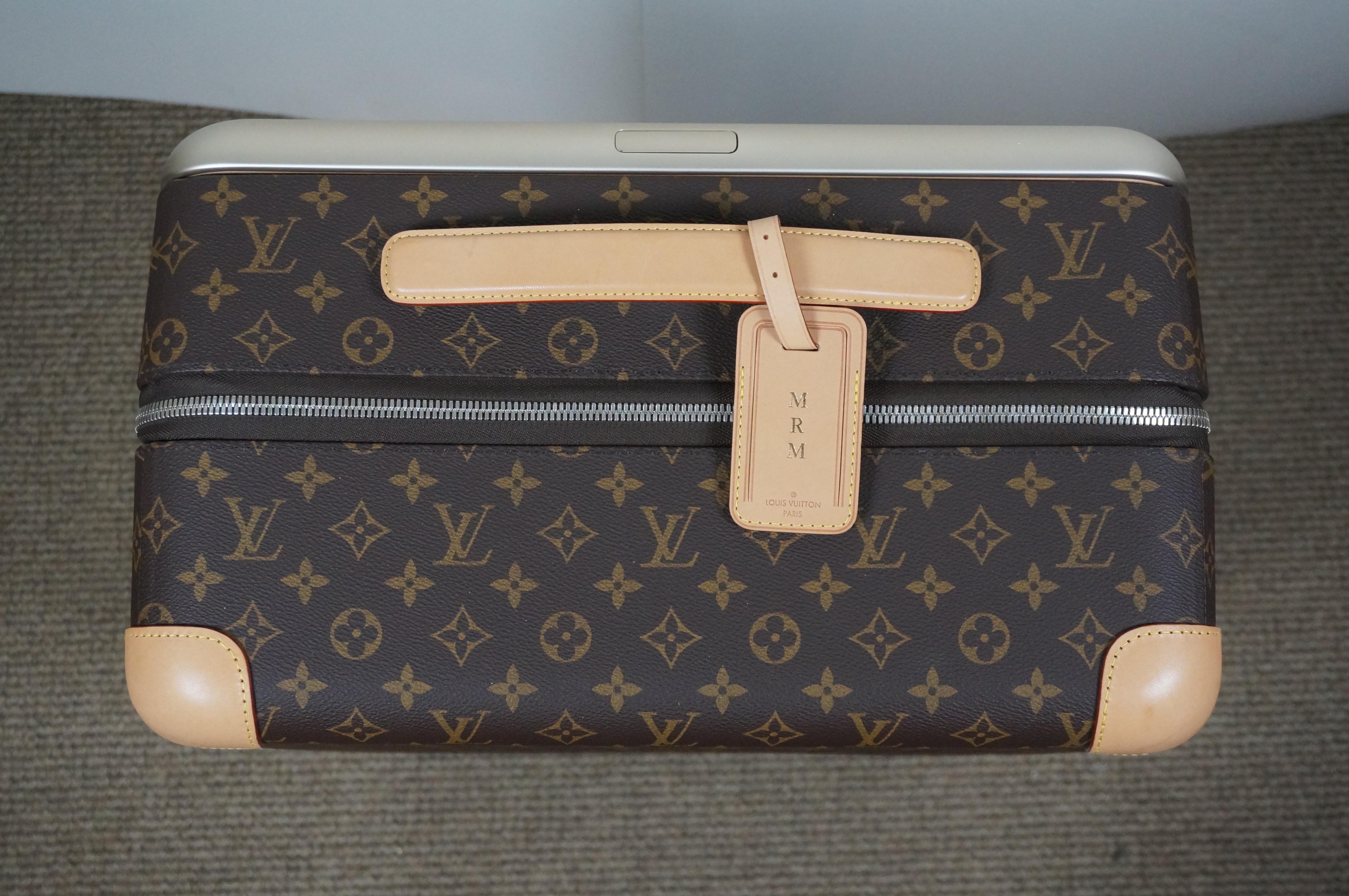 Louis Vuitton Horizon 70 LV Monogram Carry On Rolling Suitcase Luggage In Good Condition In Dayton, OH