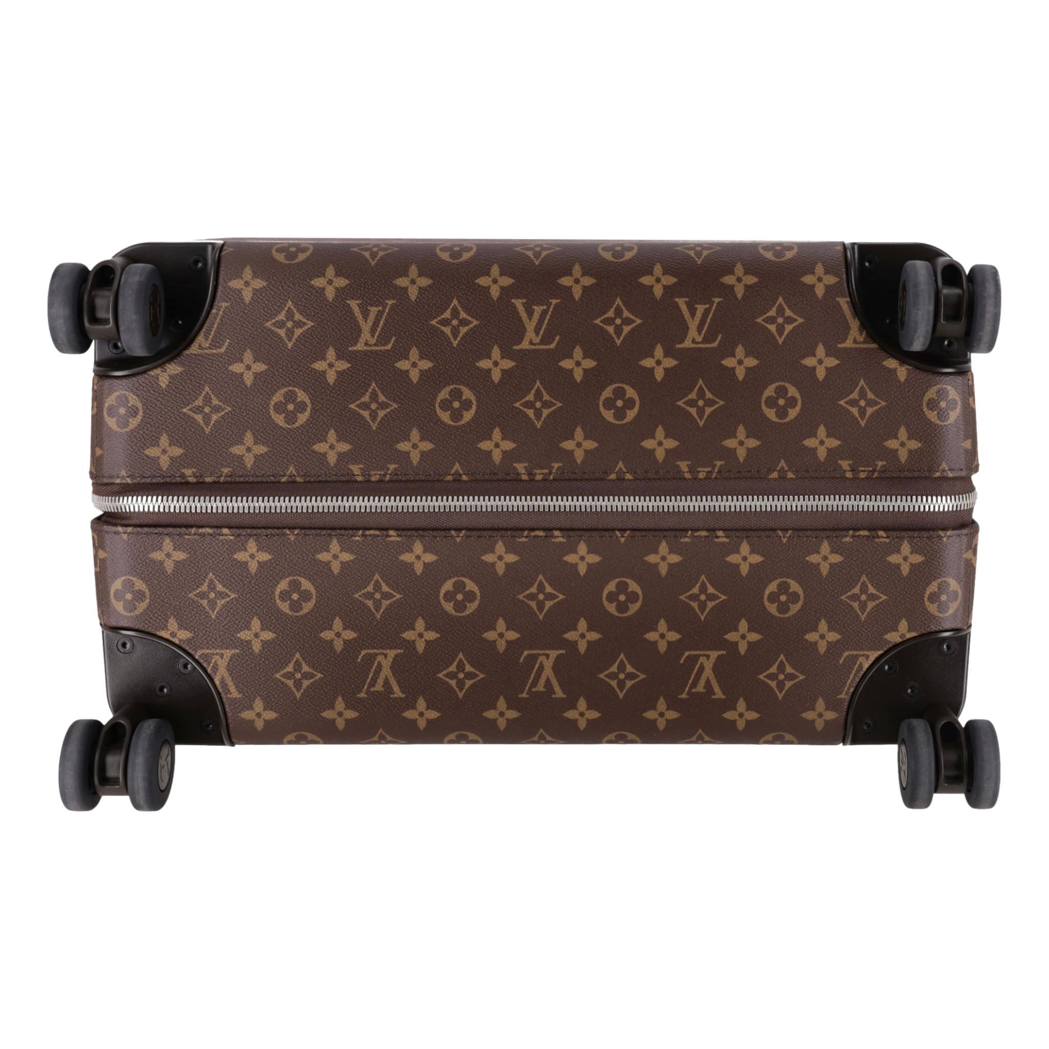 Louis Vuitton Horizon 70 Monogramm-Koffer mit Monogramm für Damen oder Herren im Angebot
