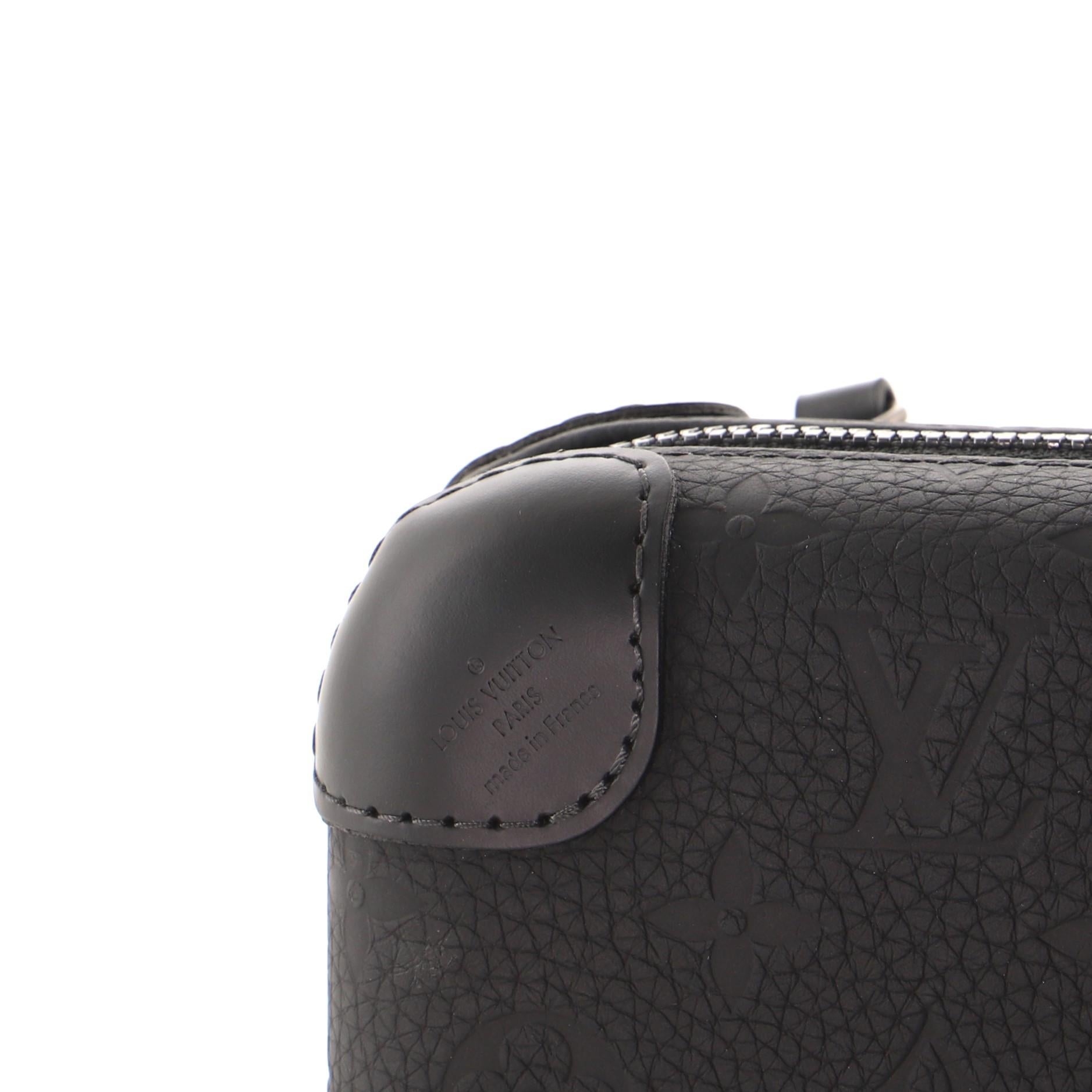 Louis Vuitton Horizon Clutch Monogram Taurillon Leather 1