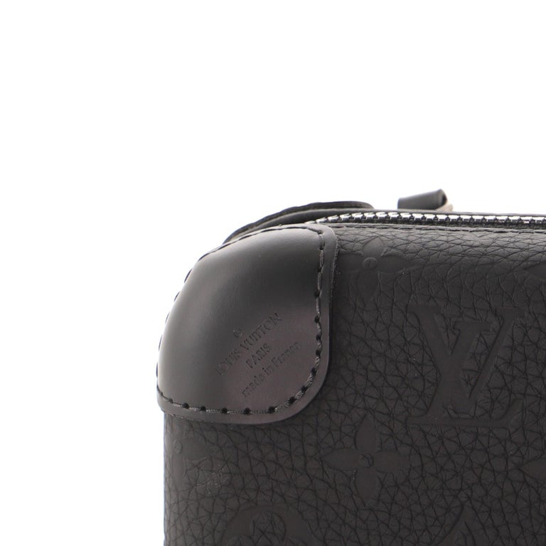 Louis Vuitton Horizon Clutch Monogram Taurillon Leather