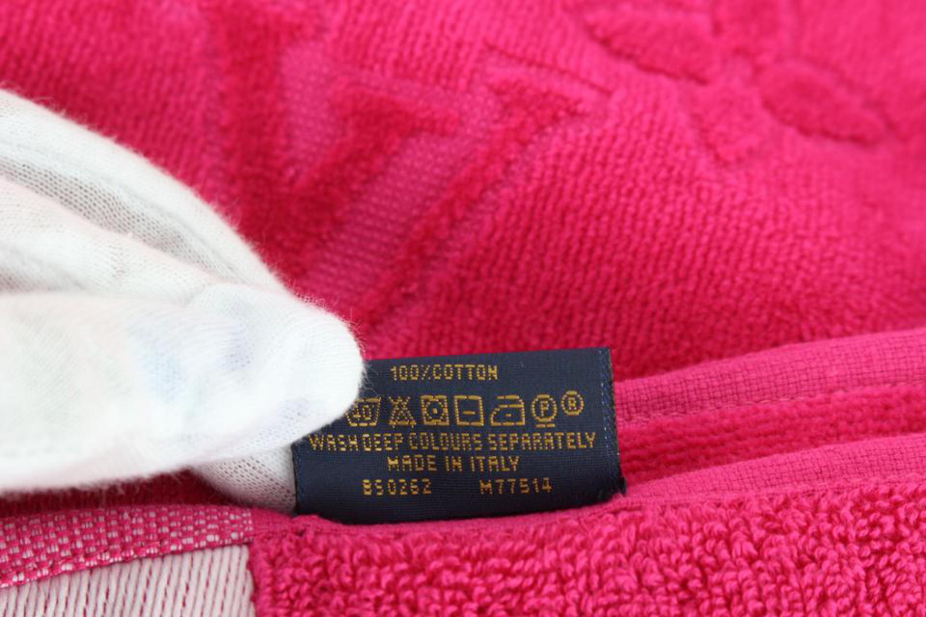 Louis Vuitton Hot Pink Fuchsia LVacation Monogram Beach Towel 56LK55S In New Condition In Dix hills, NY
