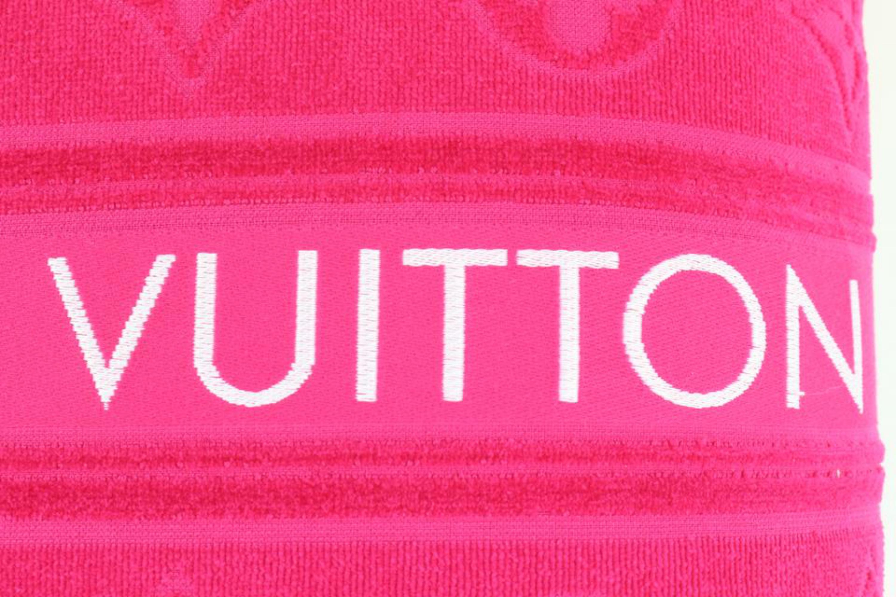 Women's Louis Vuitton Hot Pink LVacation Fuchsia Monogram Beach Pillow 57lz55s