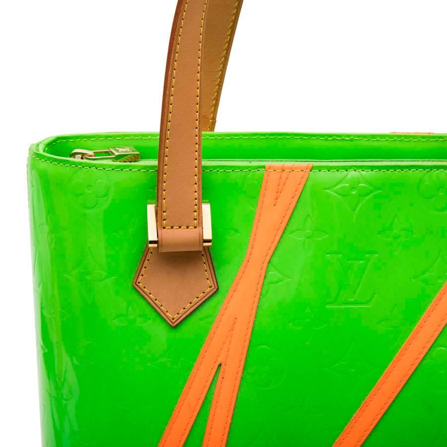 LOUIS VUITTON 'Houston' Bag in Fluo Green Monogram Patent Leather 5