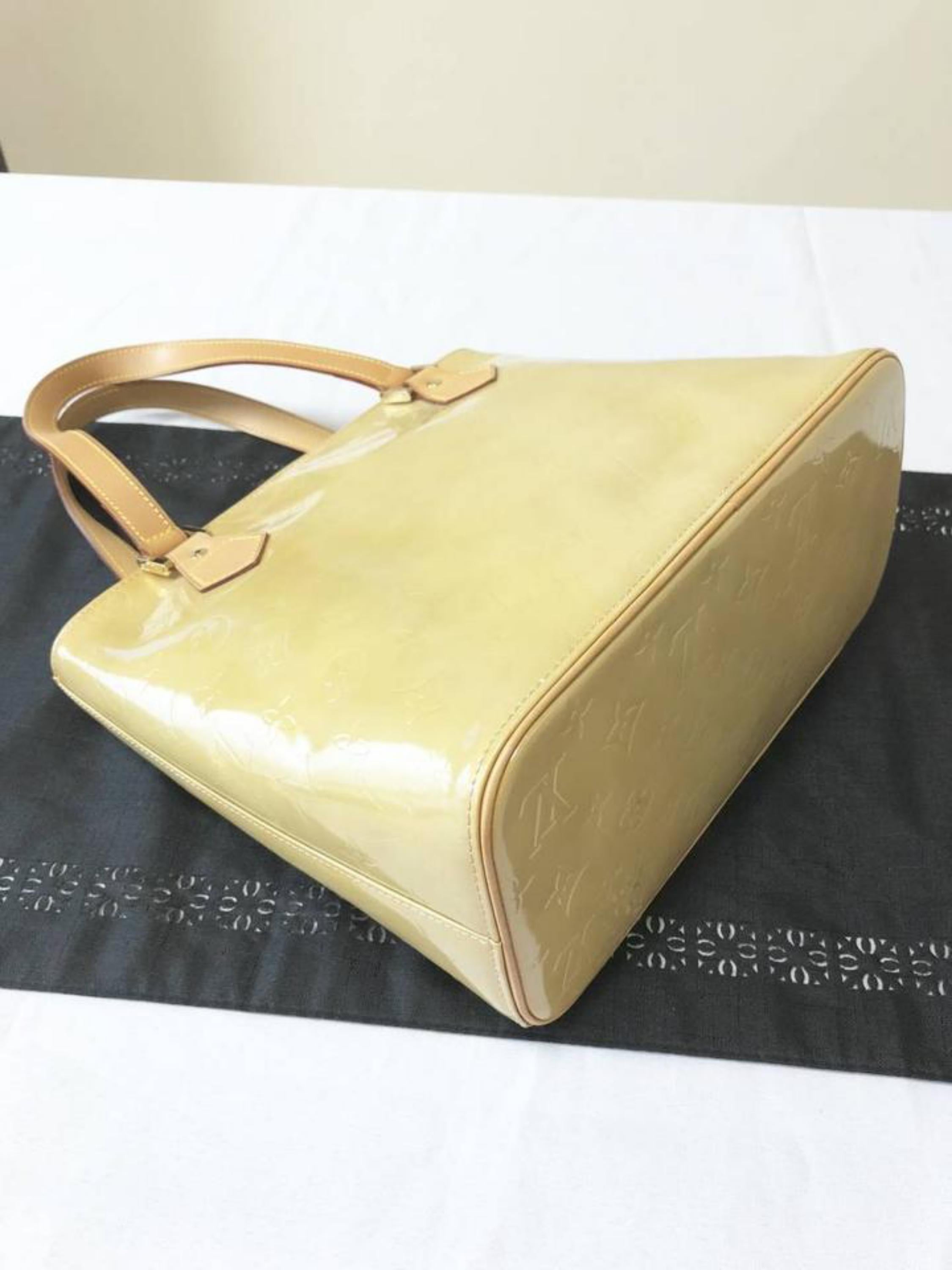Women's Louis Vuitton Houston Monogram Vernis Zip 229314 Yellow Patent Leather Tote For Sale