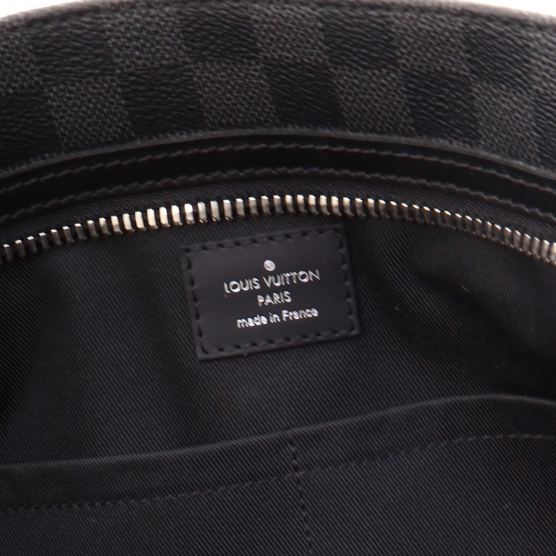 Louis Vuitton Hunter Handbag Damier Graphite 1