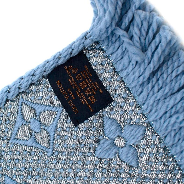 Shop Louis Vuitton Logomania shine scarf by Noel'sStyle