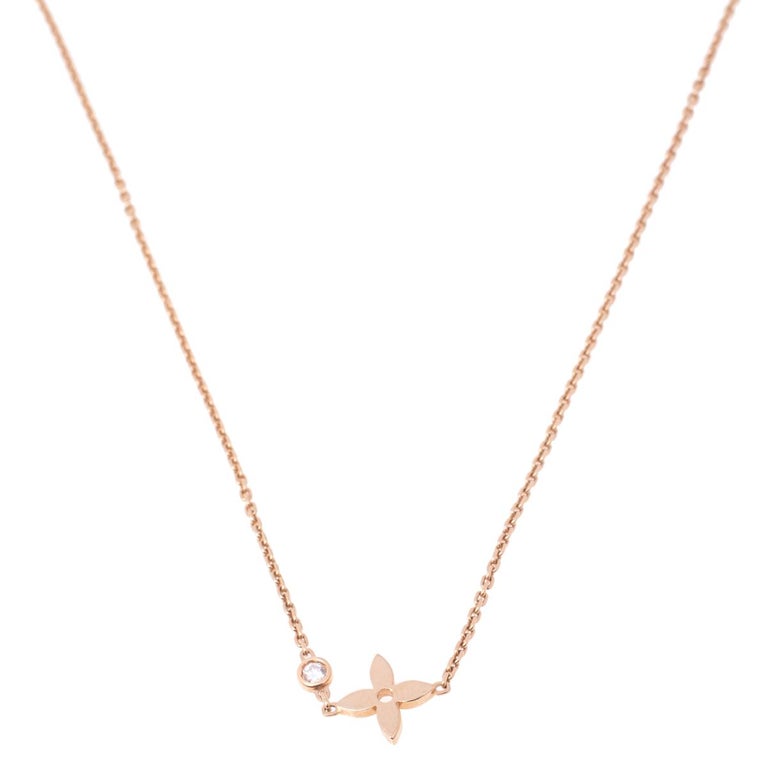 Louis Vuitton Color Blossom Star Mother of Pearl 18K Rose Gold Pendant  Necklace at 1stDibs