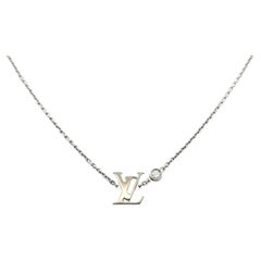 Louis Vuitton Idylle Blossom Diamond Pendant Necklace in 18 Karat White Gold