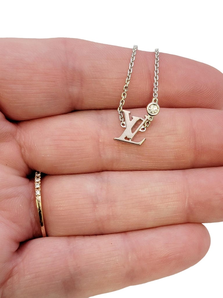Louis Vuitton 18k White Gold Diamond Lock and Keys Pendant Necklace at  1stDibs  lv key necklace, louis vuitton 4 leaf clover, louis vuitton  diamond lock necklace