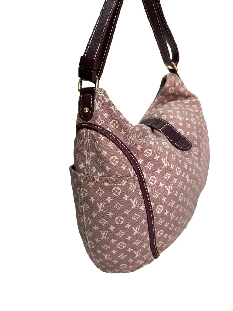 Louis Vuitton Idylle Romance GM Bordeaux Shoulder Bag For Sale at 1stDibs
