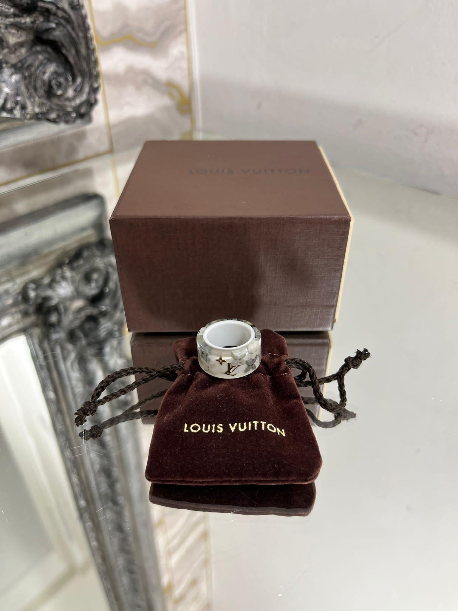 Louis Vuitton Inclusion Lucite 'LV' Logo Ring In Excellent Condition In London, GB