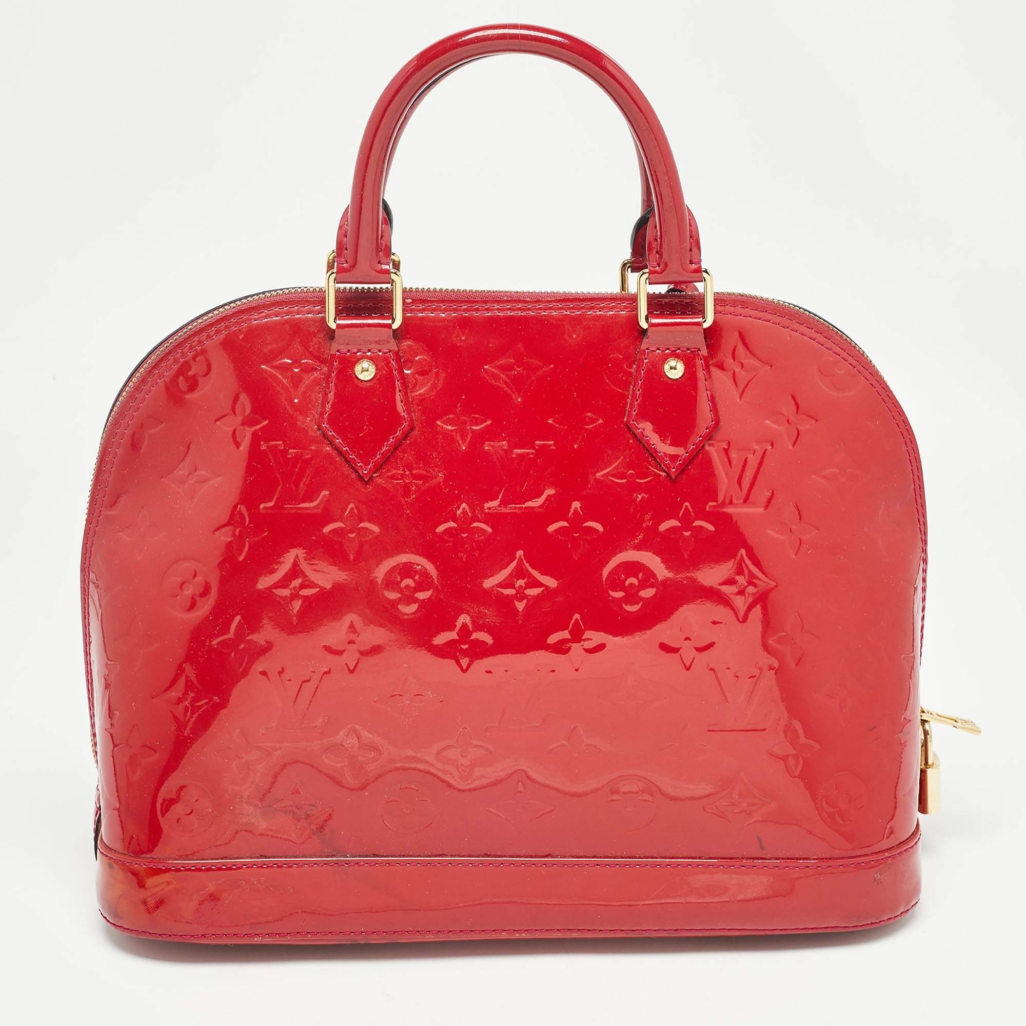 Louis Vuitton Indian Rose Monogram Vernis Alma PM Bag In Fair Condition In Dubai, Al Qouz 2