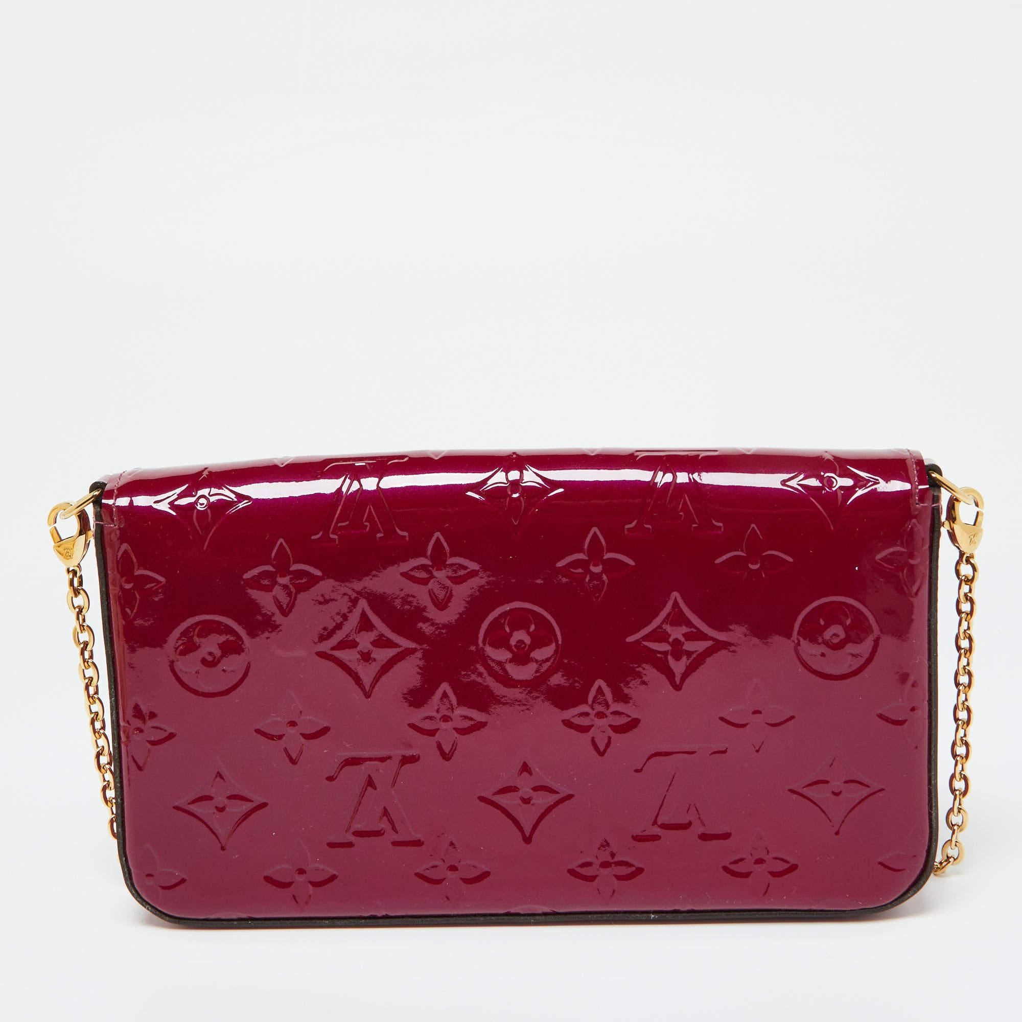 Louis Vuitton Indian Rose Monogram Vernis Pochette Felicie Bag In Excellent Condition In Dubai, Al Qouz 2