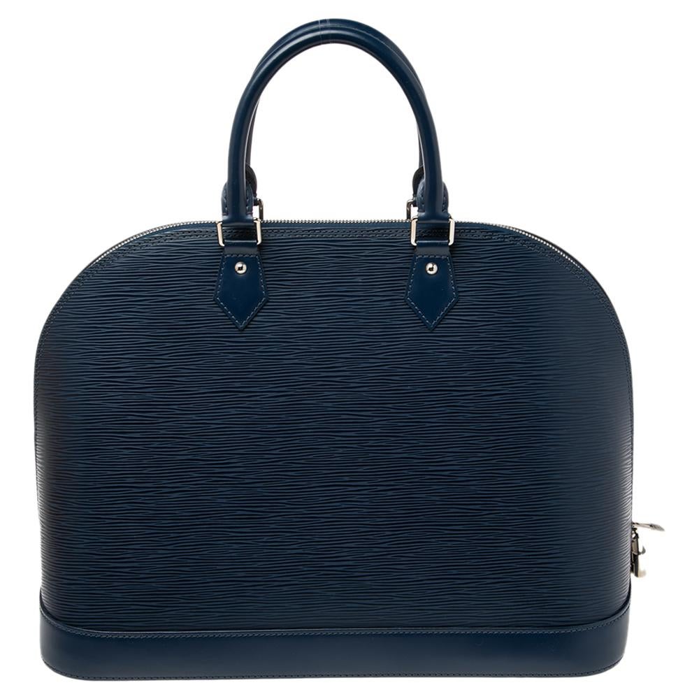 Out of all the irresistible handbags from Louis Vuitton, the Alma is the most structured one. First introduced in 1934 by Gaston-Louis Vuitton, the Alma is a classic that has received love from icons. This piece comes crafted from Epi leather,