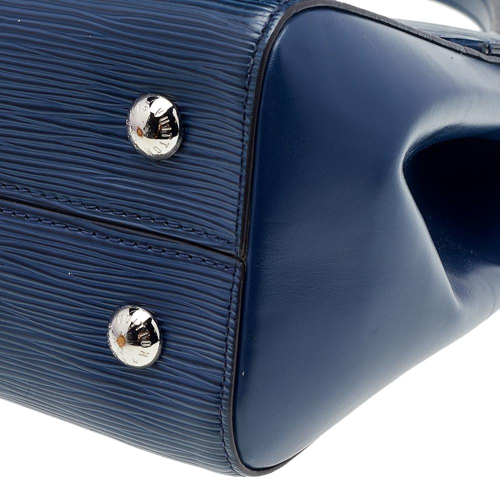 Louis Vuitton Indigo Epi Leather Cluny MM Bag 3