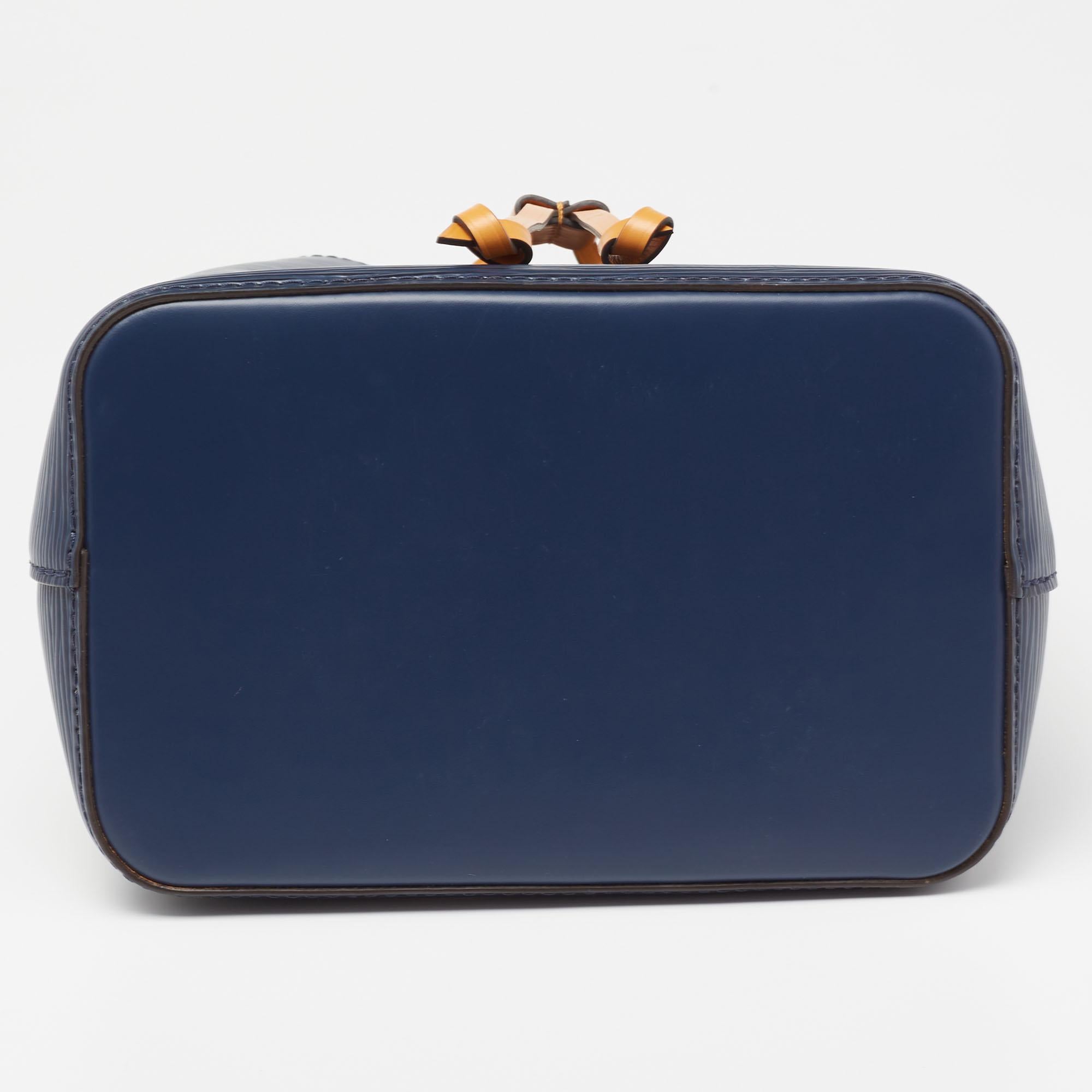 Louis Vuitton Indigo/Safran Epi Leather NeoNoe BB Bag In Good Condition In Dubai, Al Qouz 2