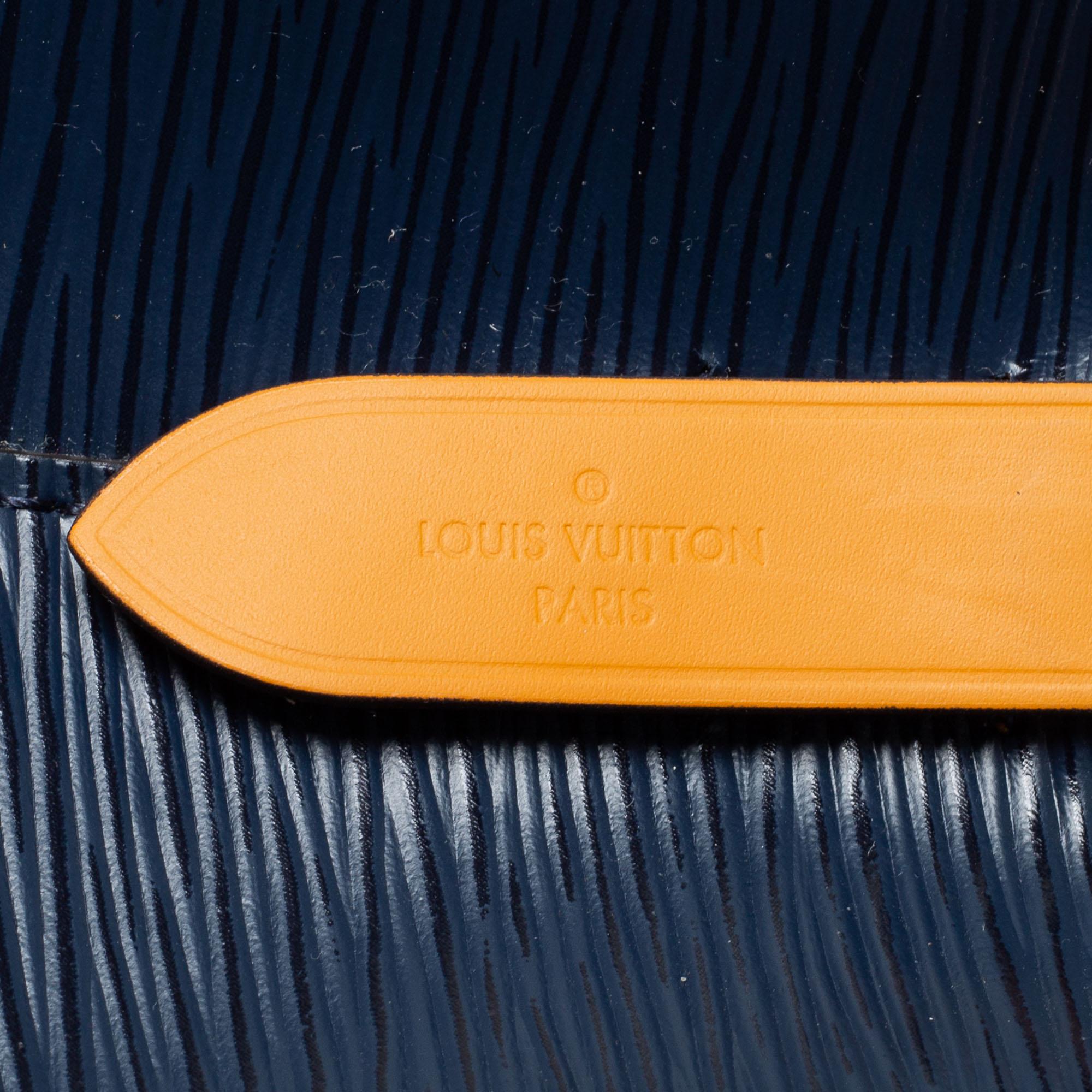 Louis Vuitton Indigo/Safran Epi Leather NeoNoe BB Bag In New Condition In Dubai, Al Qouz 2