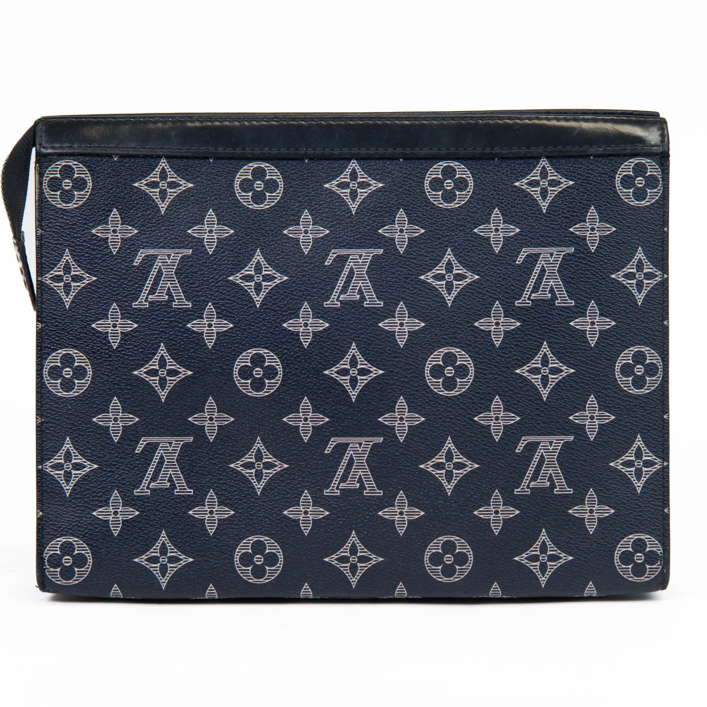 Black Louis Vuitton Ink Blue Savane Monogram Chapman Lion Pochette Voyage MM