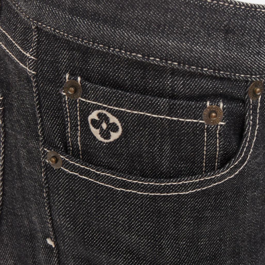 LOUIS VUITTON Inventeur toile denim grey logo bootcut jeans FR36 S
Reference: MECG/A00107
Brand: Louis Vuitton
Collection: Inventeur toile denim
Material: Denim
Color: Blue, Grey
Pattern: Solid
Closure: Zip Fly
Extra Details: LV brown leather patch