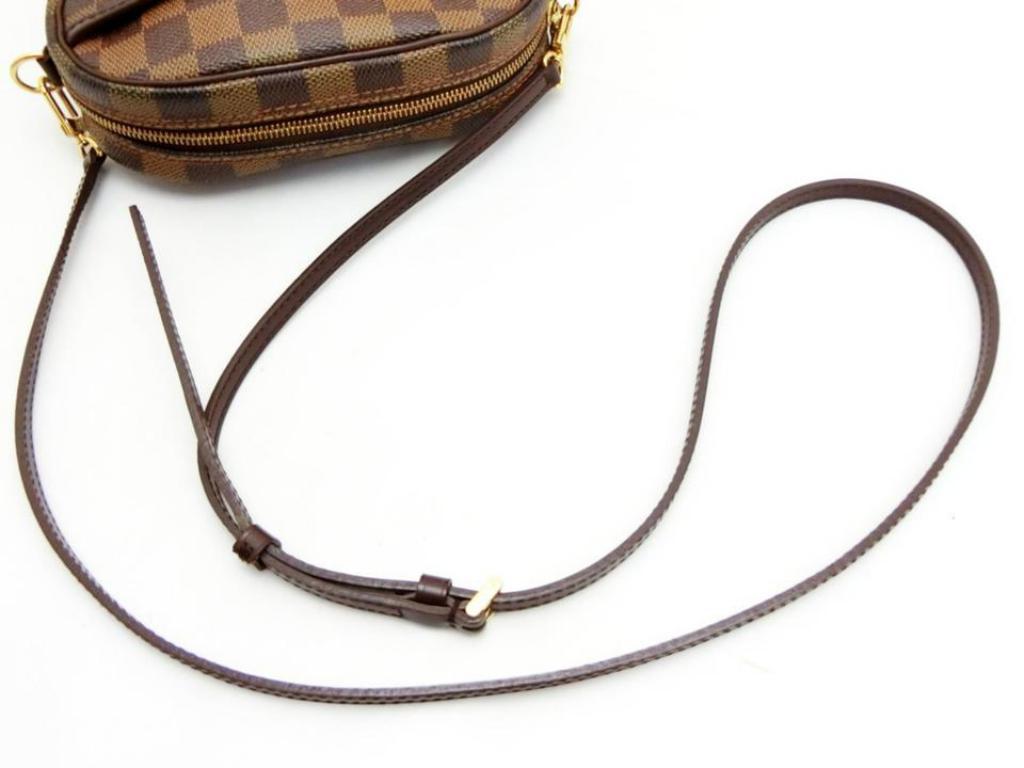Louis Vuitton Ipanema Pochette Damier Ebene Fanny Pack 3way 231182 Brown Coated  For Sale 1