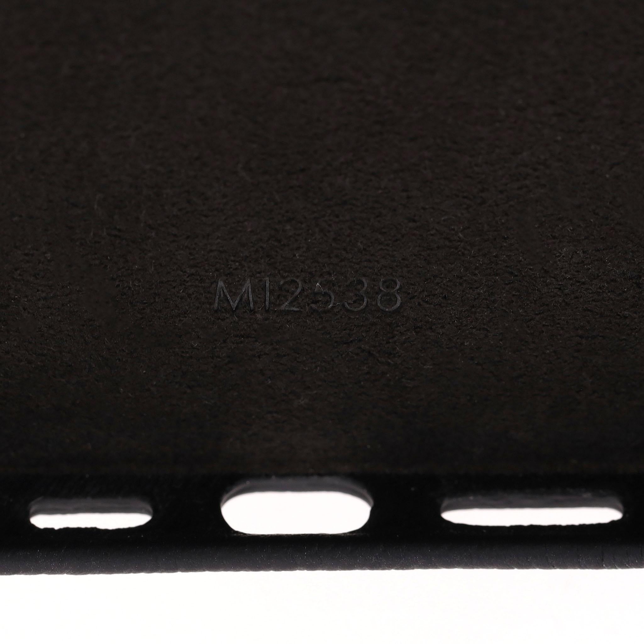Louis Vuitton iPhone 16 Pro Max Pallas Bumper Monogram Canvas & Leder Tasche im Angebot 1