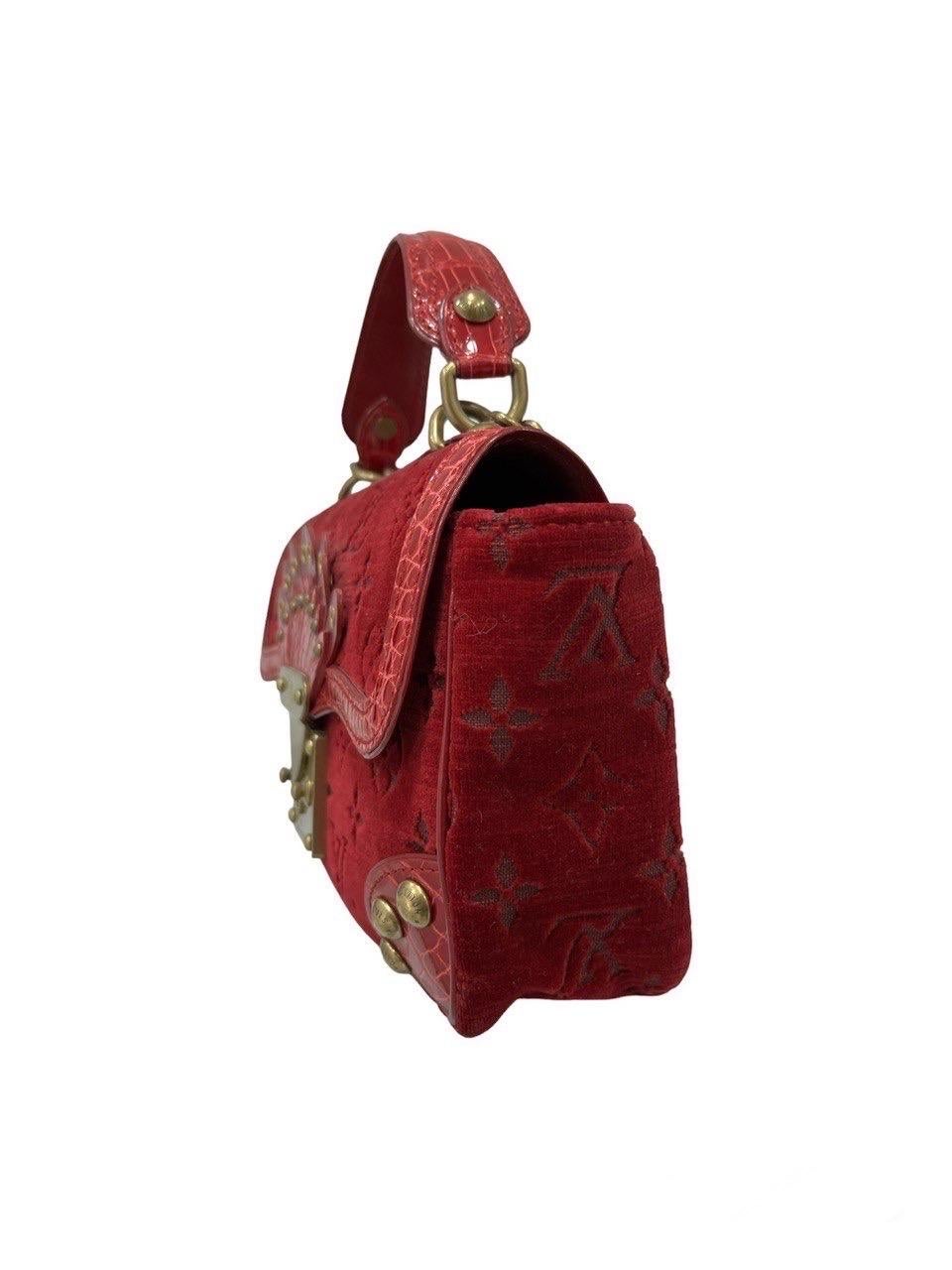 Louis Vuitton Irvine Velours Velluto Rosso Edizione Limitata Alligatore In condizioni ottime a Torre Del Greco, IT