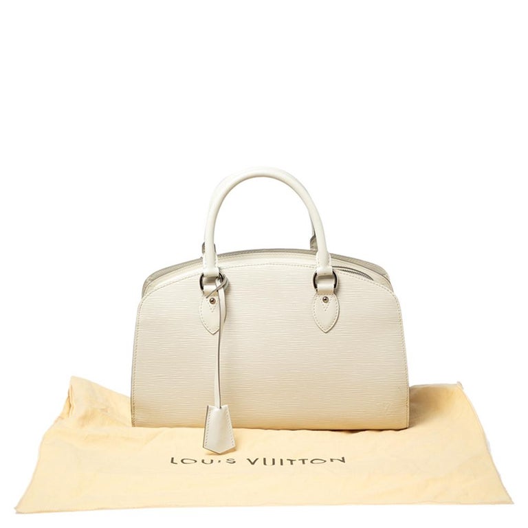 Louis Vuitton Pont Neuf Cream Leather ref.326718 - Joli Closet