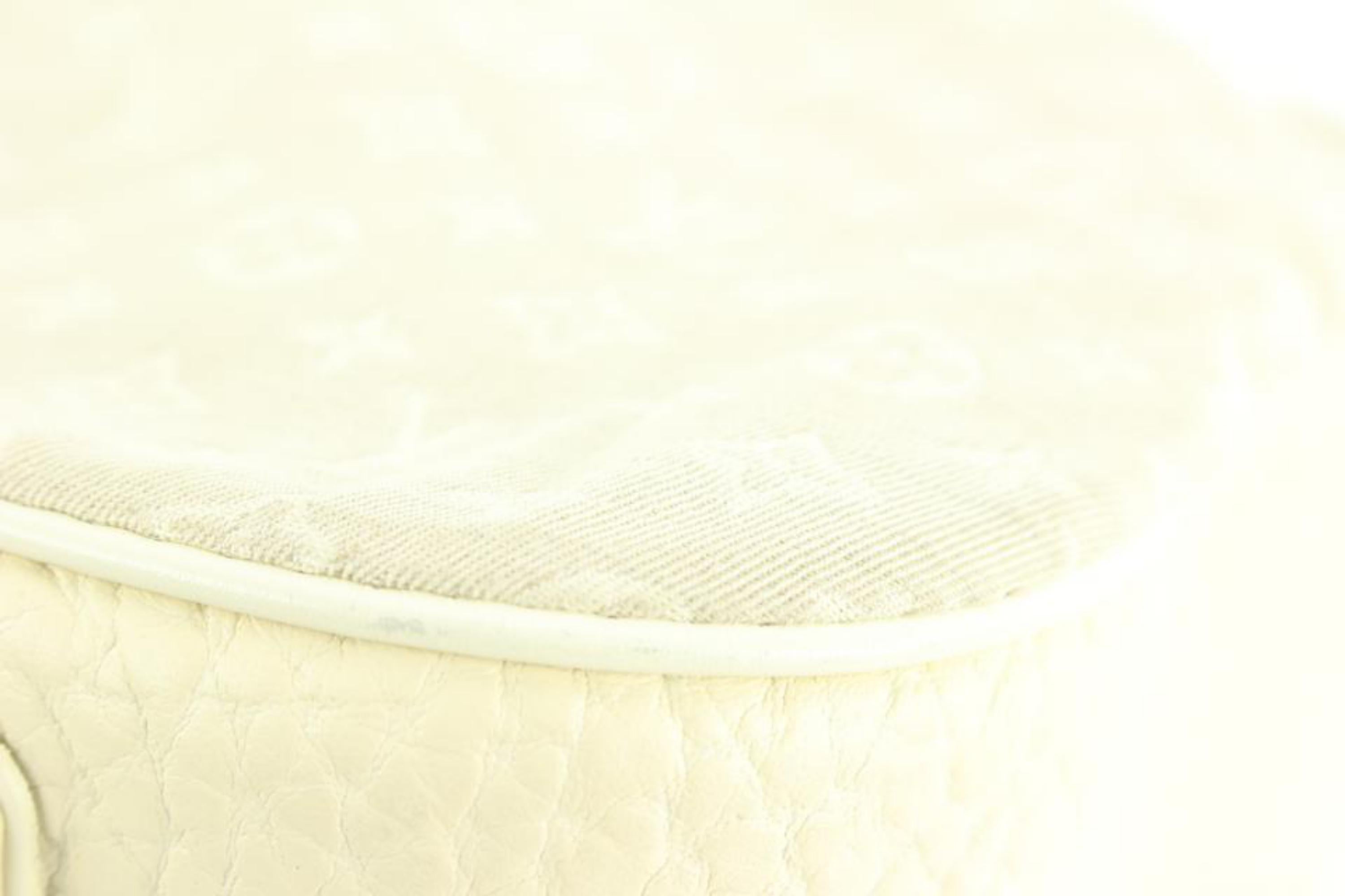 Louis Vuitton Ivory Monogram Mini Lin Trapeze GM 62lk614s In Good Condition In Dix hills, NY