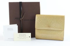 Louis Vuitton Ivory Monogram Vernis Elise Compact Trifold 13lr1127 Wallet